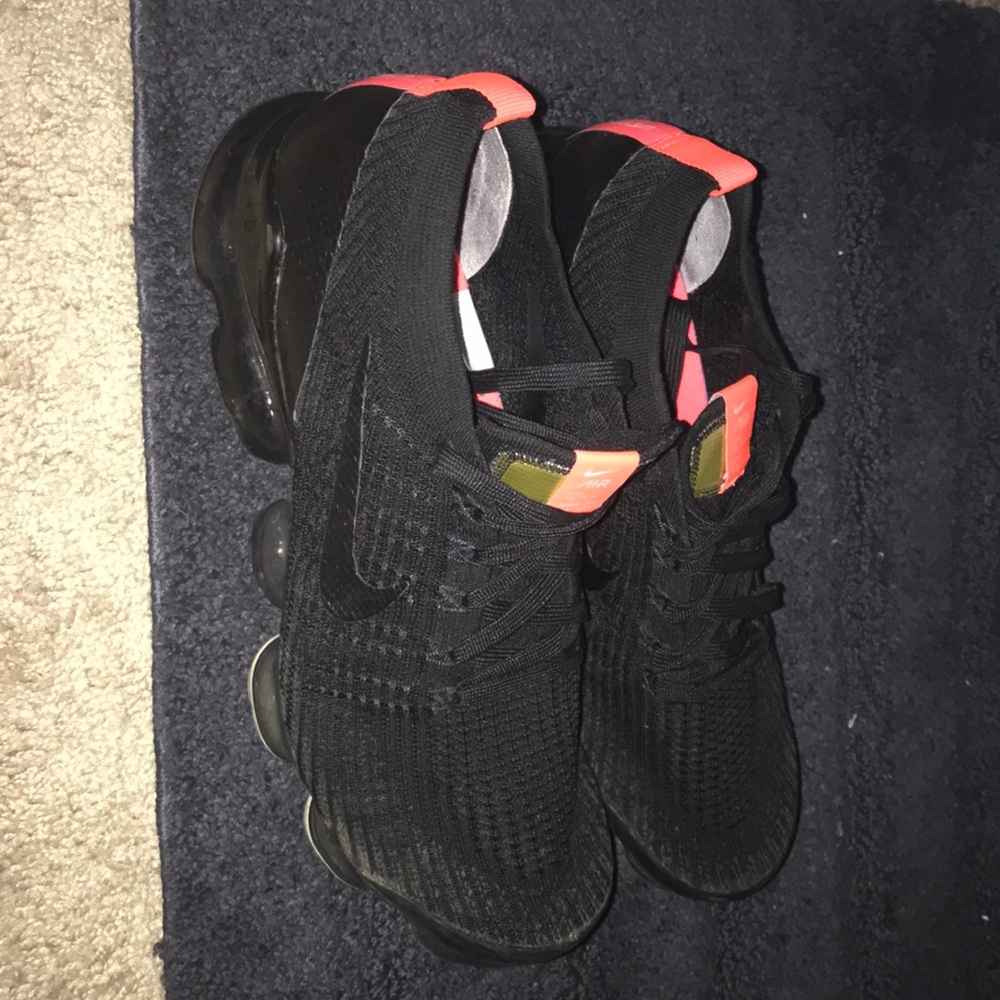 nike air vapormax flyknit 3 black snakeskin